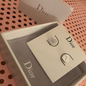 Dior Classic Logo heart earrings